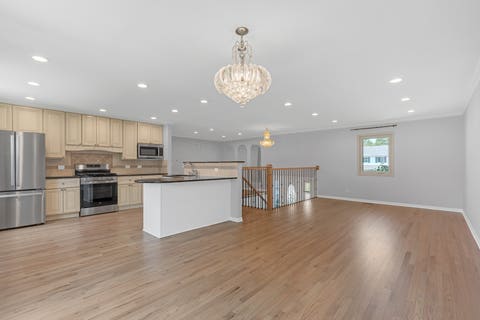 Tiny photo for 112 LILAC Lane, Buffalo Grove, IL 60089 (MLS # 12720578)