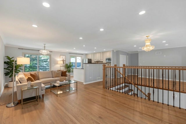 112 LILAC Lane