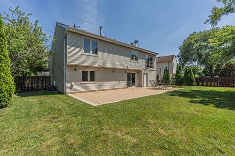 Tiny photo for 112 LILAC Lane, Buffalo Grove, IL 60089 (MLS # 12720578)