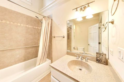 Tiny photo for 315 S Beverly Lane, Arlington Heights, IL 60005 (MLS # 12460699)