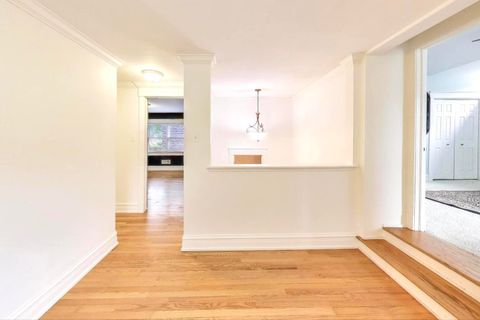 Tiny photo for 315 S Beverly Lane, Arlington Heights, IL 60005 (MLS # 12460699)