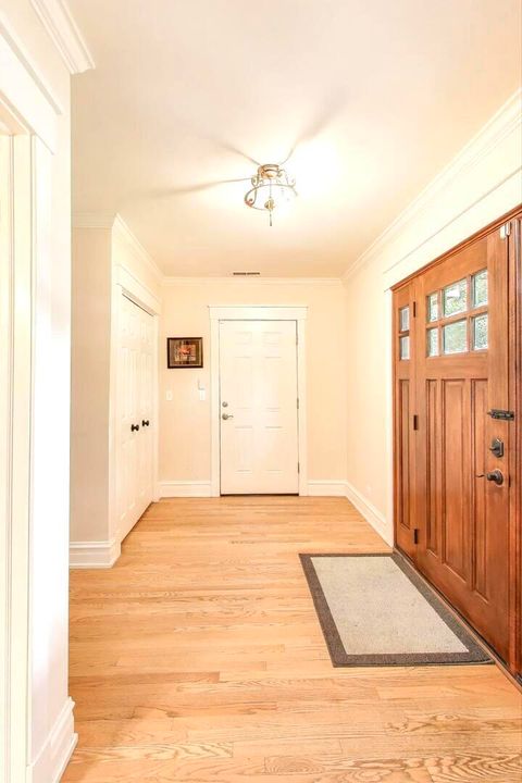 Tiny photo for 315 S Beverly Lane, Arlington Heights, IL 60005 (MLS # 12460699)