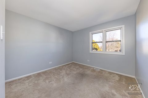 Tiny photo for 1748 Prentiss Drive, Downers Grove, IL 60516 (MLS # 12518508)