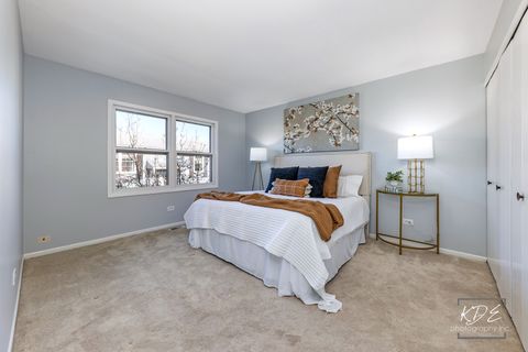 Tiny photo for 1748 Prentiss Drive, Downers Grove, IL 60516 (MLS # 12518508)