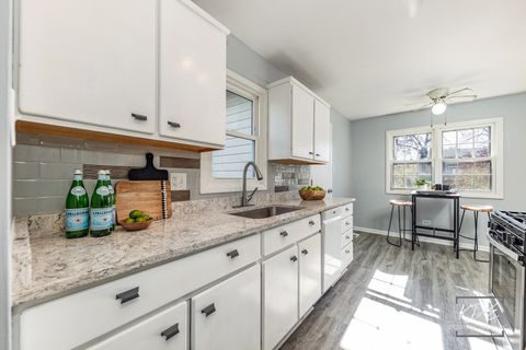 Tiny photo for 1748 Prentiss Drive, Downers Grove, IL 60516 (MLS # 12518508)