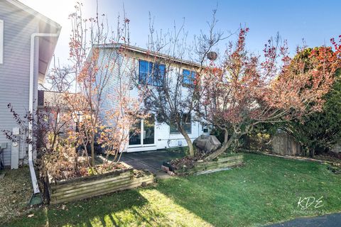 Tiny photo for 1748 Prentiss Drive, Downers Grove, IL 60516 (MLS # 12518508)