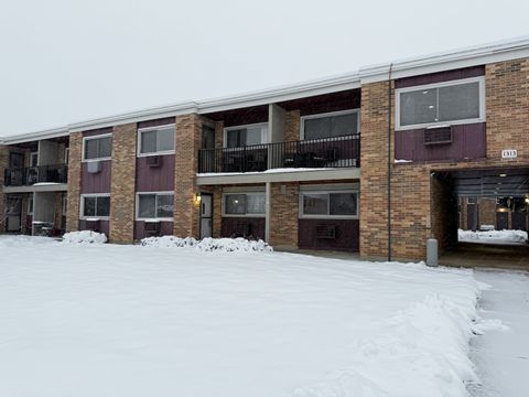 Photo of 1313 S Rebecca Road #118, Lombard, IL 60148 (MLS # 12525653)