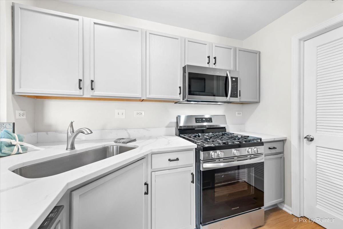 541 Fox Ridge Drive 541