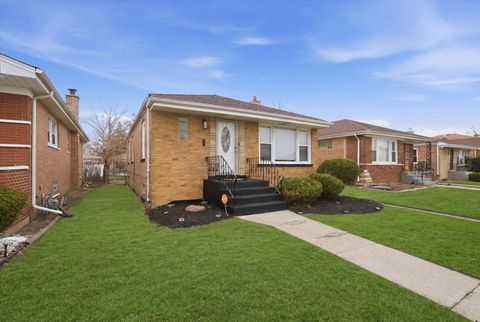 Tiny photo for 15505 Drexel Avenue, Dolton, IL 60419 (MLS # 12584029)