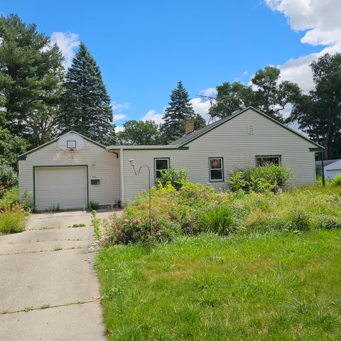 Tiny photo for 1307 Winthrop Lane, Rockford, IL 61107 (MLS # 12751079)