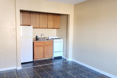 Tiny photo for 2606 W Balmoral Avenue #211, Chicago, IL 60625 (MLS # 12579087)