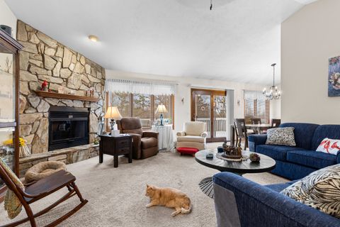 Tiny photo for 125 Heath Cliff Drive, Poplar Grove, IL 61065 (MLS # 12516200)