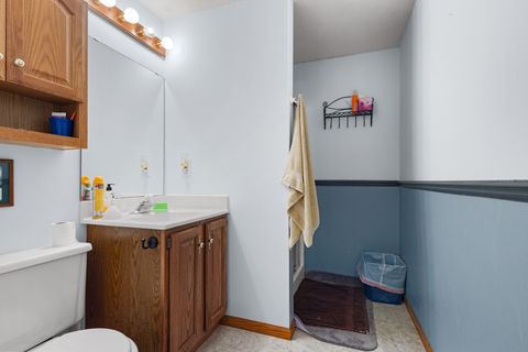 Tiny photo for 125 Heath Cliff Drive, Poplar Grove, IL 61065 (MLS # 12516200)