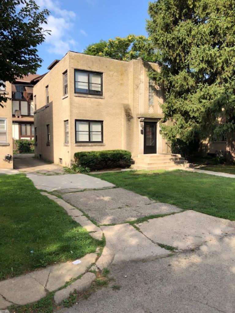 Photo 1 of 14 — 212 Carlton Terrace, Rockford, IL 61103
