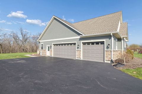 Tiny photo for 15919 Burr Oak Road, Plano, IL 60545 (MLS # 12614275)