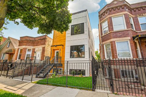 Tiny photo for 942 N Harding Avenue, Chicago, IL 60651 (MLS # 12484255)