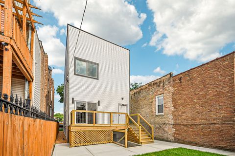 Tiny photo for 942 N Harding Avenue, Chicago, IL 60651 (MLS # 12484255)