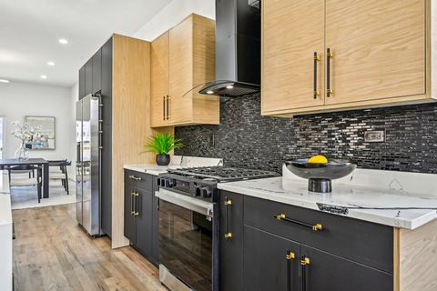 Tiny photo for 942 N Harding Avenue, Chicago, IL 60651 (MLS # 12484255)