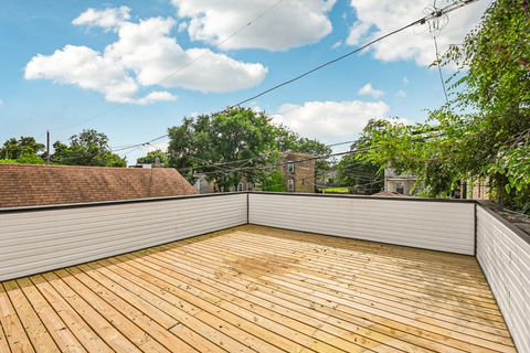 Tiny photo for 942 N Harding Avenue, Chicago, IL 60651 (MLS # 12484255)