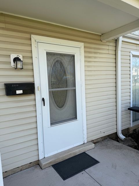 Tiny photo for 335 David Court #B, Bartlett, IL 60103 (MLS # 12563097)