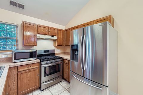 Tiny photo for 1212 Shawford Way, Elgin, IL 60120 (MLS # 12493321)