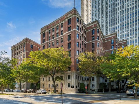 Photo of 400 W Deming Place #1-X, Chicago, IL 60614 (MLS # 12495145)