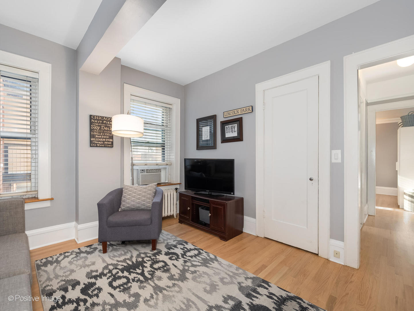 400 W Deming Place 1-X