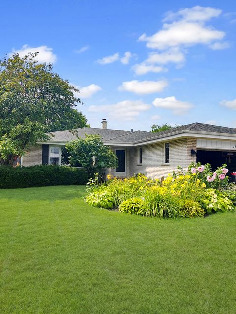 Photo of Lansing, IL 60438 (MLS # 12527018)