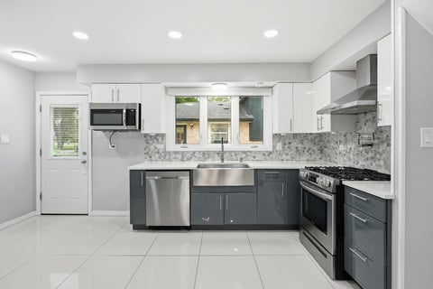 Tiny photo for 11748 S Laporte Avenue, Alsip, IL 60803 (MLS # 12774689)