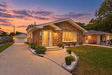 Tiny photo for 11748 S Laporte Avenue, Alsip, IL 60803 (MLS # 12774689)