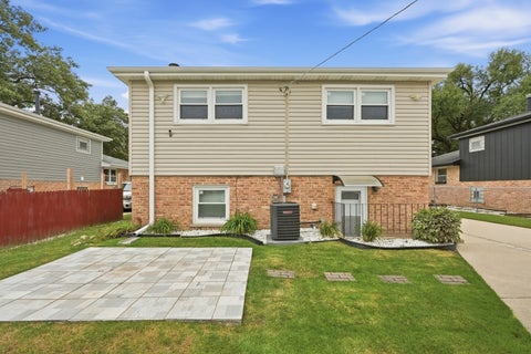 Tiny photo for 11748 S Laporte Avenue, Alsip, IL 60803 (MLS # 12774689)