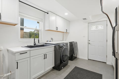 Tiny photo for 11748 S Laporte Avenue, Alsip, IL 60803 (MLS # 12774689)