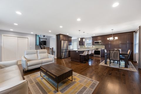 Tiny photo for 140 Spring Oaks Drive, Wood Dale, IL 60191 (MLS # 12617684)