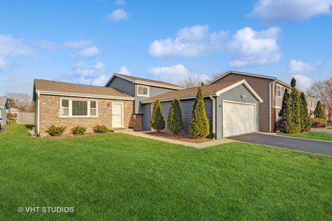 385 N Clarendon Avenue Lombard IL 60148