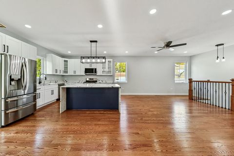 Tiny photo for 526 N Harvard Avenue, Villa Park, IL 60181 (MLS # 12508292)