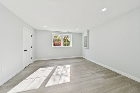 Tiny photo for 526 N Harvard Avenue, Villa Park, IL 60181 (MLS # 12508292)