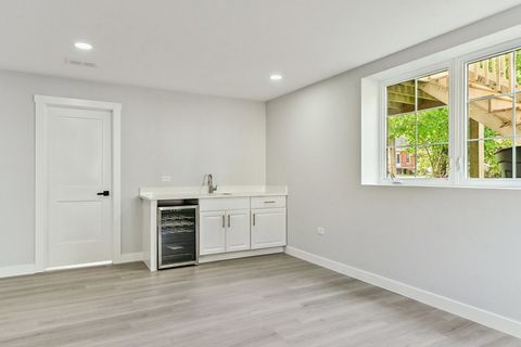 Tiny photo for 526 N Harvard Avenue, Villa Park, IL 60181 (MLS # 12508292)