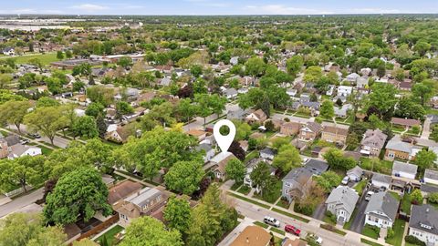 Tiny photo for 4140 Anna Avenue, Lyons, IL 60534 (MLS # 12602337)