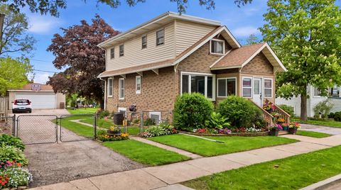 Tiny photo for 4140 Anna Avenue, Lyons, IL 60534 (MLS # 12602337)