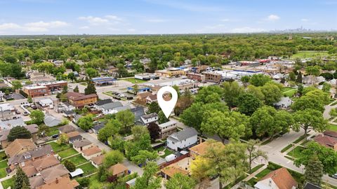 Tiny photo for 4140 Anna Avenue, Lyons, IL 60534 (MLS # 12602337)