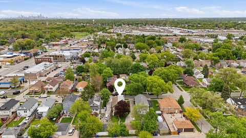 Tiny photo for 4140 Anna Avenue, Lyons, IL 60534 (MLS # 12602337)