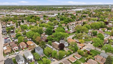 Tiny photo for 4140 Anna Avenue, Lyons, IL 60534 (MLS # 12602337)