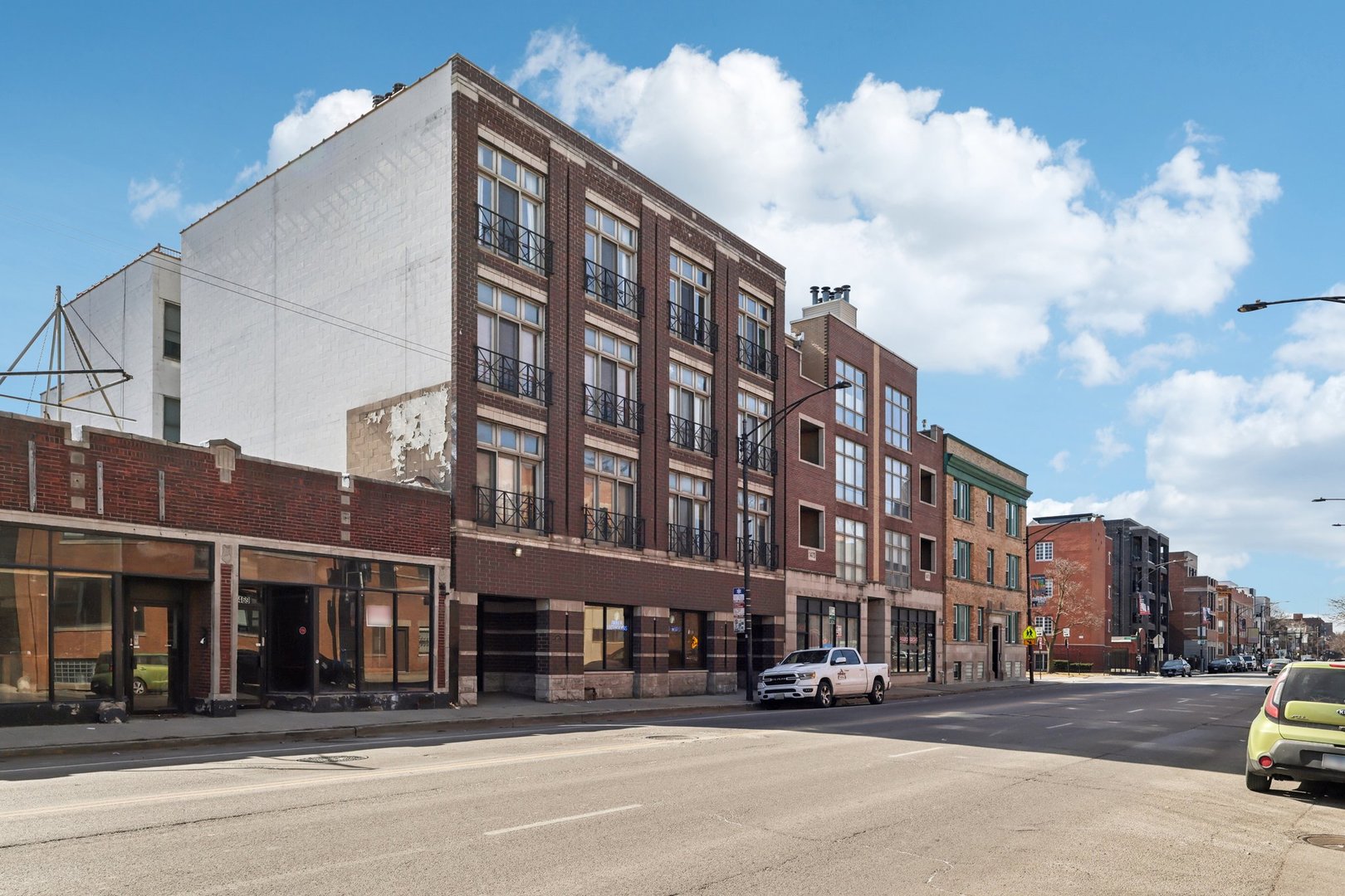 1473 W Irving Park Road 4E