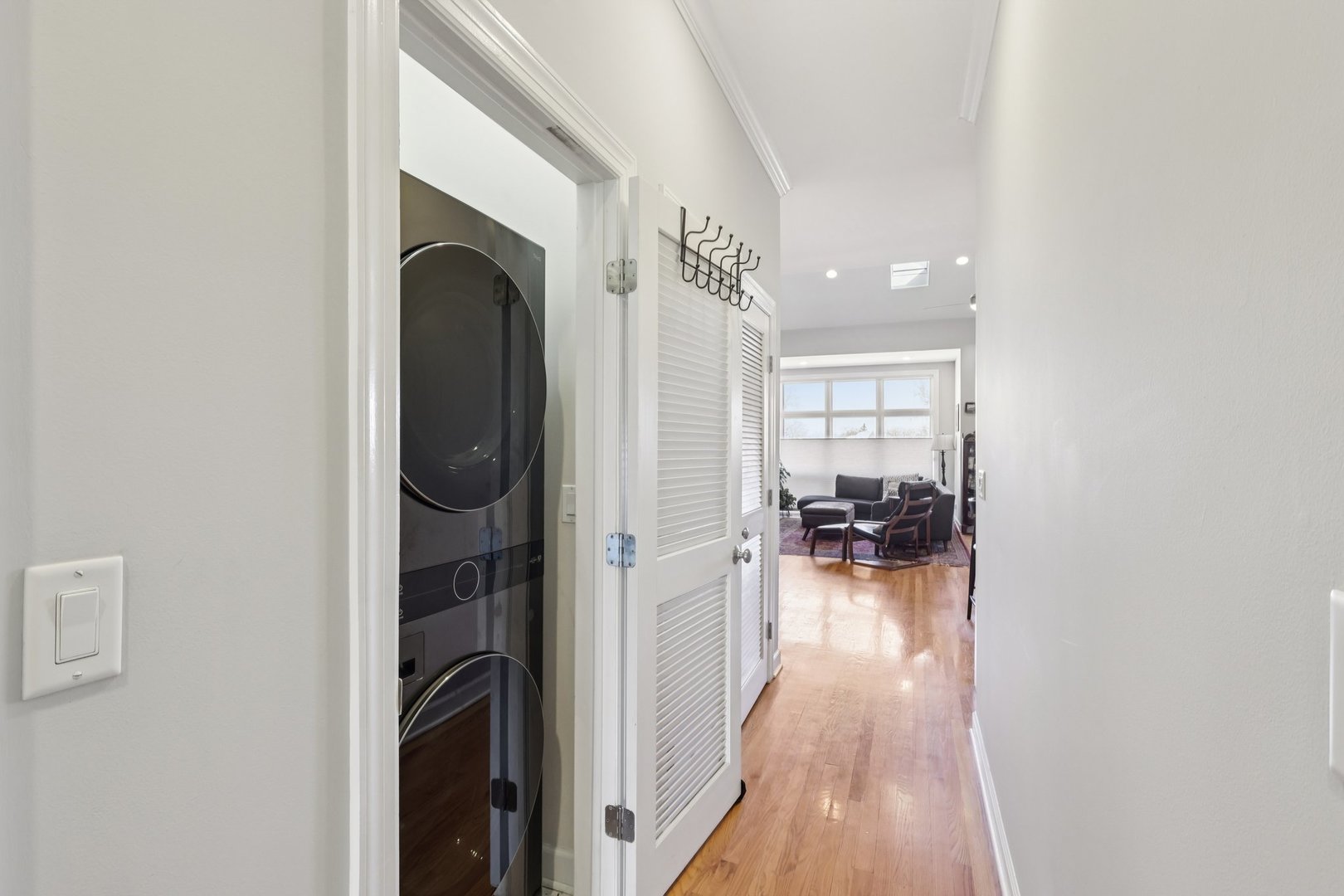 1473 W Irving Park Road 4E