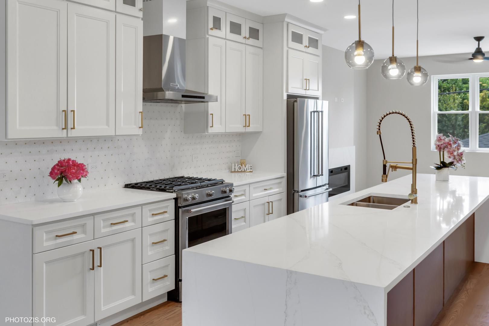 7431 W Forest Preserve Avenue