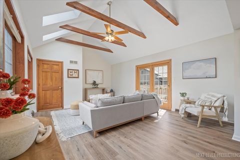Tiny photo for 1015 S 6th Street, St. Charles, IL 60174 (MLS # 12480575)