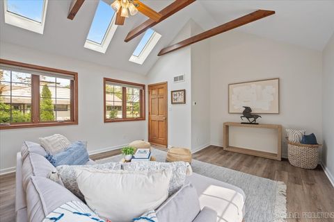 Tiny photo for 1015 S 6th Street, St. Charles, IL 60174 (MLS # 12480575)