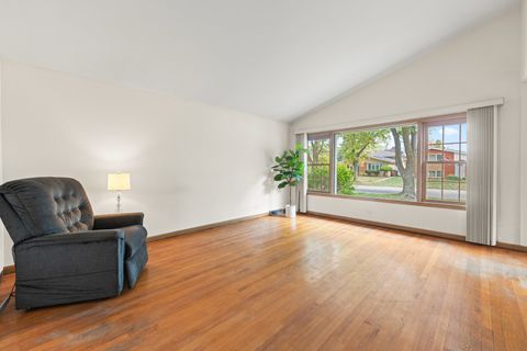 Tiny photo for 10724 Lawler Avenue, Oak Lawn, IL 60453 (MLS # 12501866)