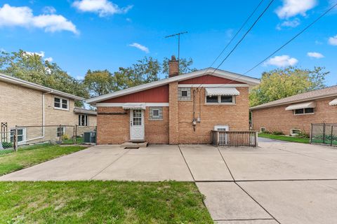 Tiny photo for 10724 Lawler Avenue, Oak Lawn, IL 60453 (MLS # 12501866)