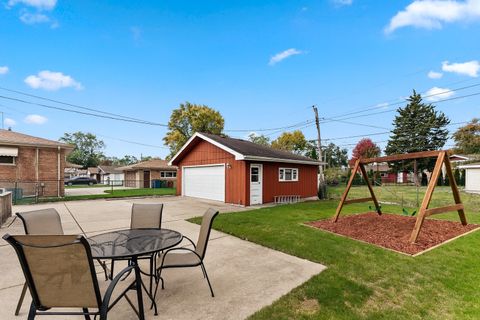 Tiny photo for 10724 Lawler Avenue, Oak Lawn, IL 60453 (MLS # 12501866)